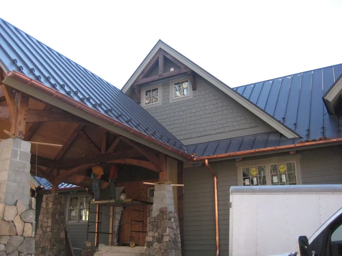 Craftsman Roofing team delivering quality roofing work in Angola